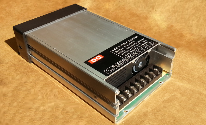 DQ350W5V 防雨电源